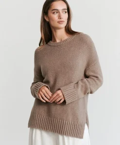 Hot Boyfriend Crewneck Women Pullovers