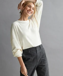 Hot Boyfriend Long-Sleeve Tee Women Tees & Tanks