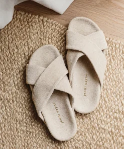 Clearance Cabin Crossover Sandal Women Sandals