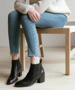 New Leather Heeled Chelsea Boot Women Heels