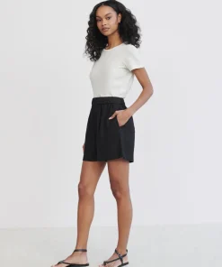 Best Linen Logan Short Women Shorts