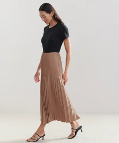 New Pleated Skirt Women Skirts
