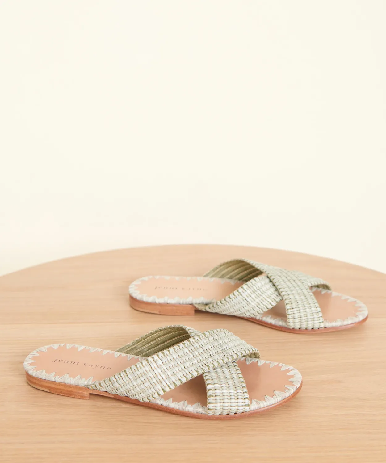 Hot Raffia Crossover Sandal Women Swim & Beach