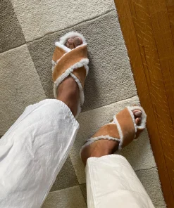 Outlet Shearling-Lined Crossover Sandal Women Sandals