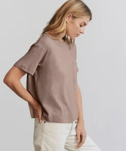 Best Vintage Pocket Tee Women Tees & Tanks